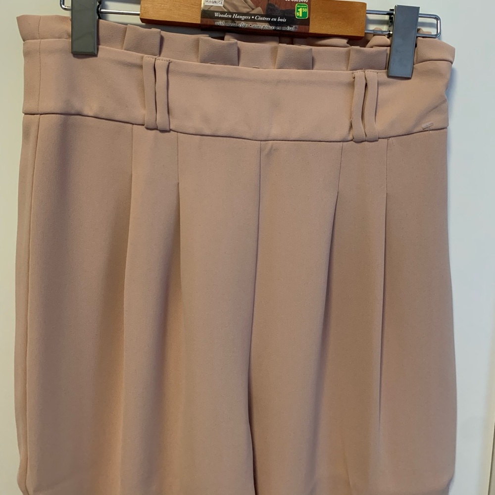 High waist ruffle - Picture 5 of 13